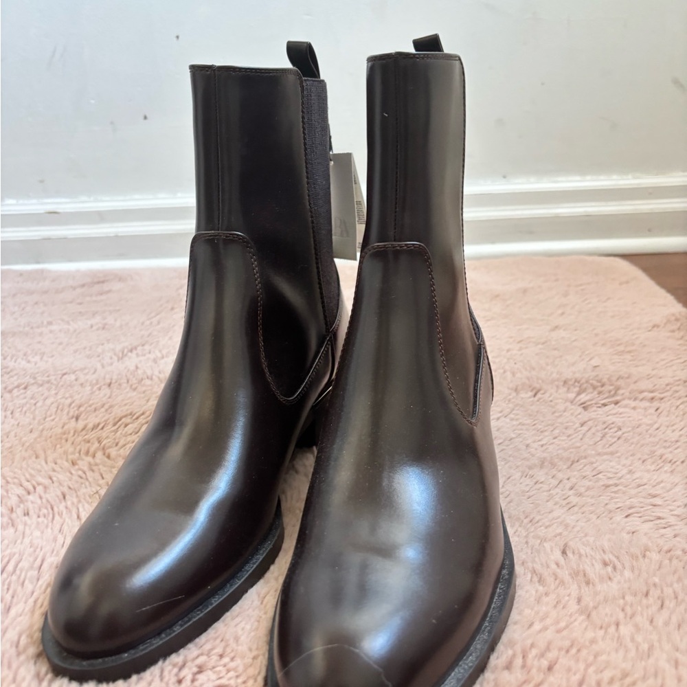 Zara Men's Rich Brown Leather Boots